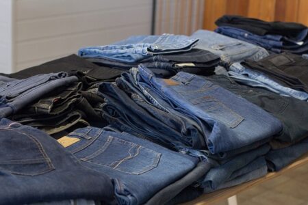 Des jeans importés depuis l'Europe