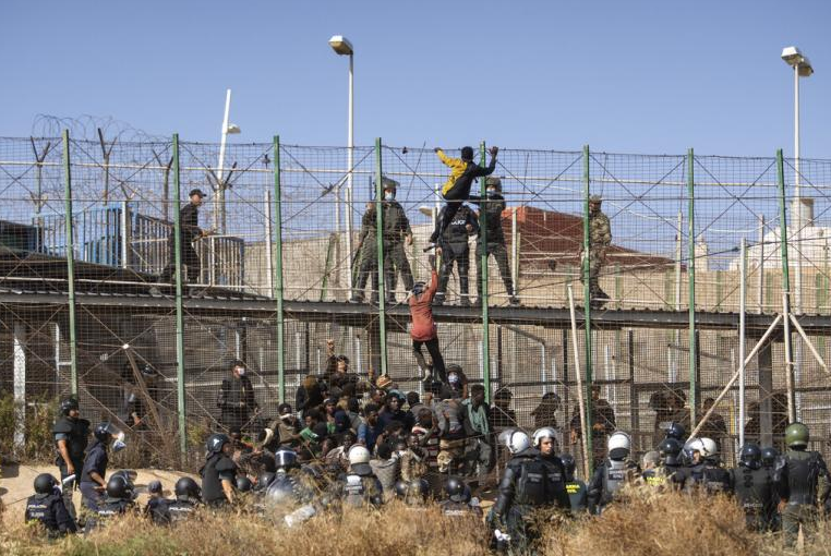 Manifestation des migrants au Maroc suite au drame de Melilla