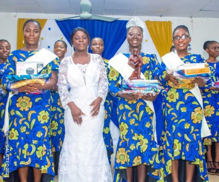 English speakers days, Rosette Tekou wins the best lady crown