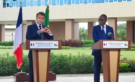 Joint press conference of Presidents Patrice Talon and Emmanuel Macron at the end of their face to face meeting on Wednesday 27 July 2022. Several issues are discussed, including the release of political prisoners.