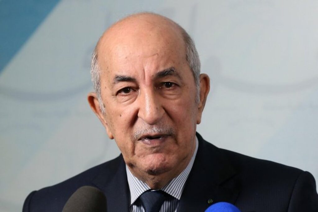 Le président de l'Algérie Abdelmadjid Tebboune demande aux autorités maliennes de transition d'organiser des élections pour un retour à l'ordre constitutionnel dans le pays. C'est à la faveur d'une conférence de presse ce dimanche 31 juillet.