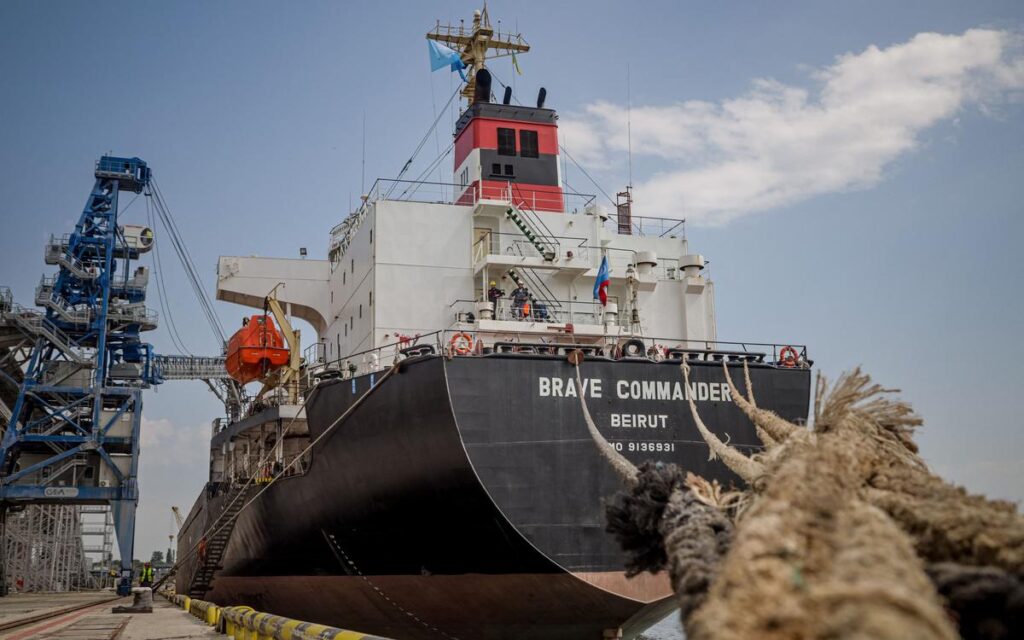 23,000 tonnes of Ukrainian wheat were received this Tuesday 30 August 2022 at the port of Djibouti. According to UN information, the ship Brave Commander left the Ukrainian port of Pivdenny on 16 August. The cereals are to be used to boost food security in famine-stricken Ethiopia.