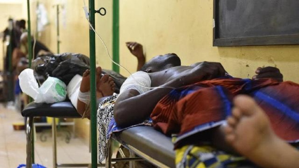 After the attack on a supply convoy on Monday, September 6, on the Djibo/Bourzanga road in the Sahel region, several wounded, mostly children, were evacuated to Ouagadougou for treatment. These injured, transported by the soldiers, are in intensive care.