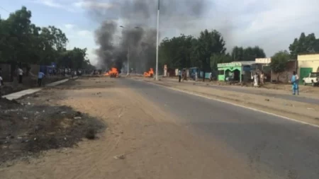 Des affrontements contre le pouvoir militaire au Tchad font une trentaine de morts