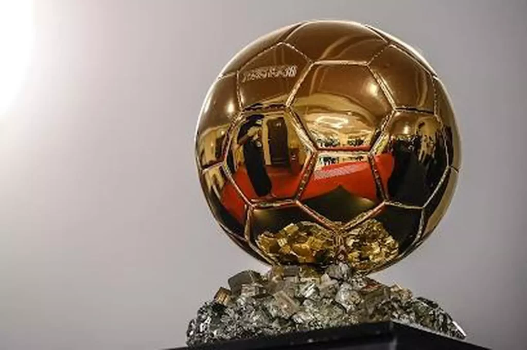 Monday 17 October is the date chosen for the 2022 Golden Ball award ceremony. For the first time, performances over the past season and not the calendar year were taken into account for this supreme individual award, with a jury restricted to 100 journalists (one per country for the top 100 countries in the FIFA ranking).