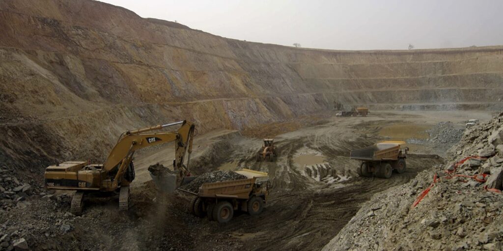 Burkina Faso grants gold mine licence to Russia