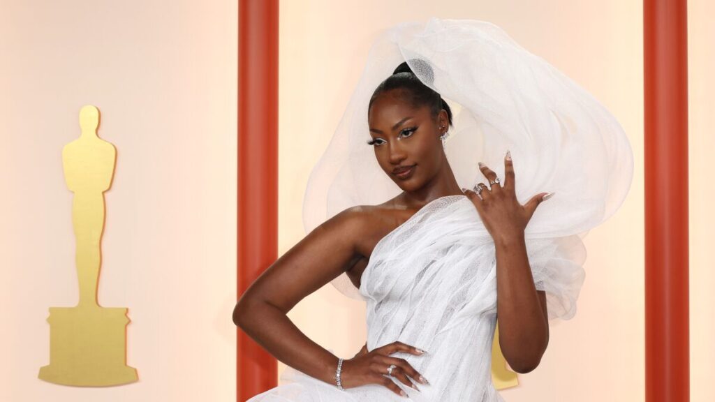 Oscars 2023: Tems essuie son premier échec Tems essuie son premier échec aux oscars 2023