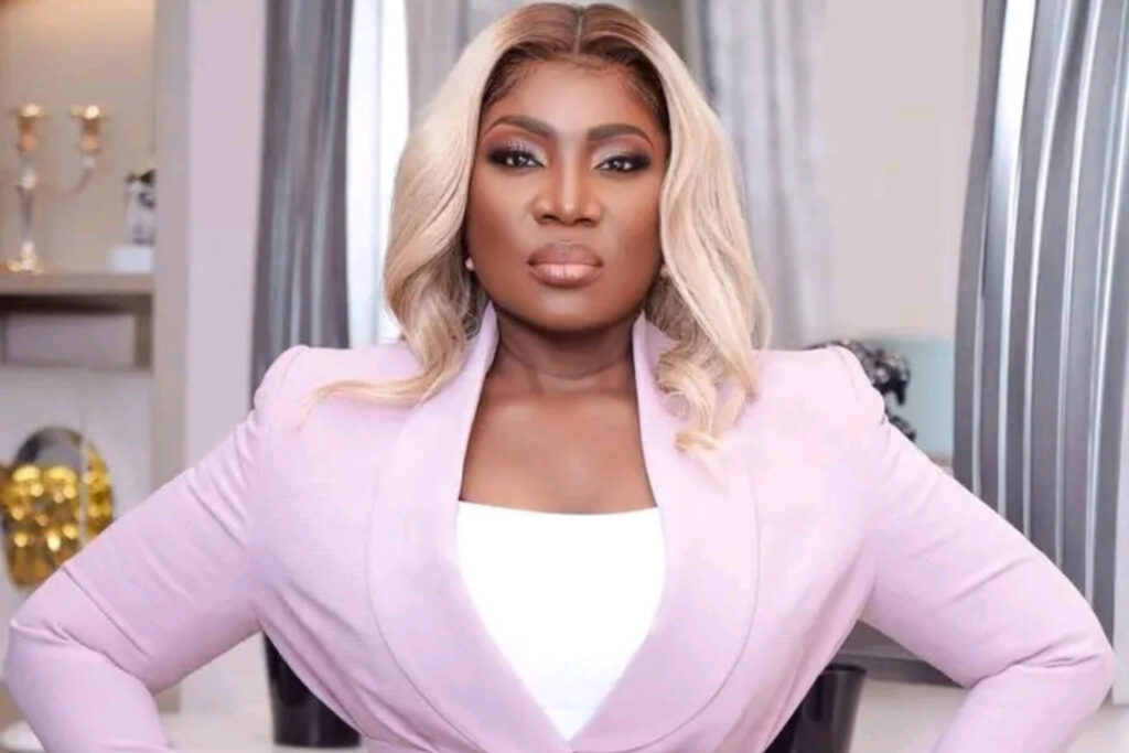 La coach de développement personnel Lady Sonia fait des révélations choquantes