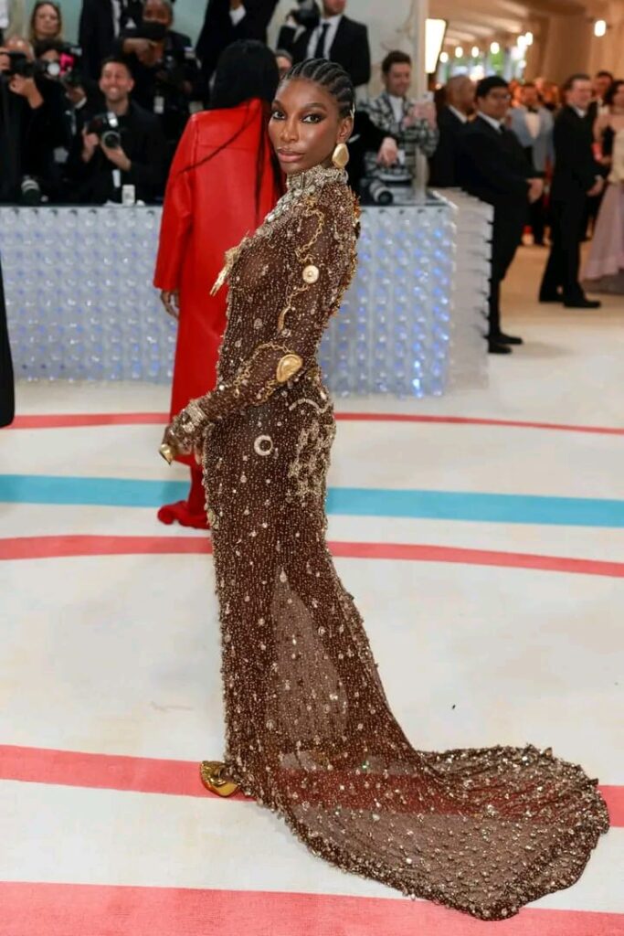 Michaela Coel sur le tapis rouge du Met Gala 2023