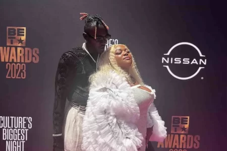 Libianca présente son mari et lui fait une déclaration d'amour romantique